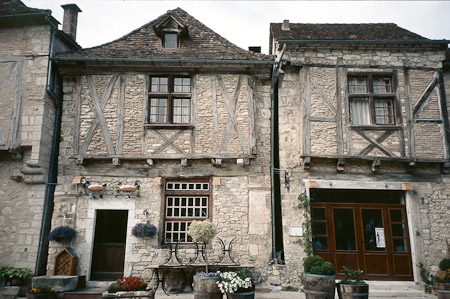 M-R. Houtekins : St Circq Lapopie